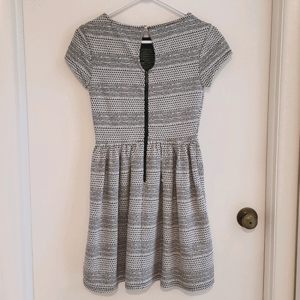 Beaded Neckline Dress - Picture 3 of 4